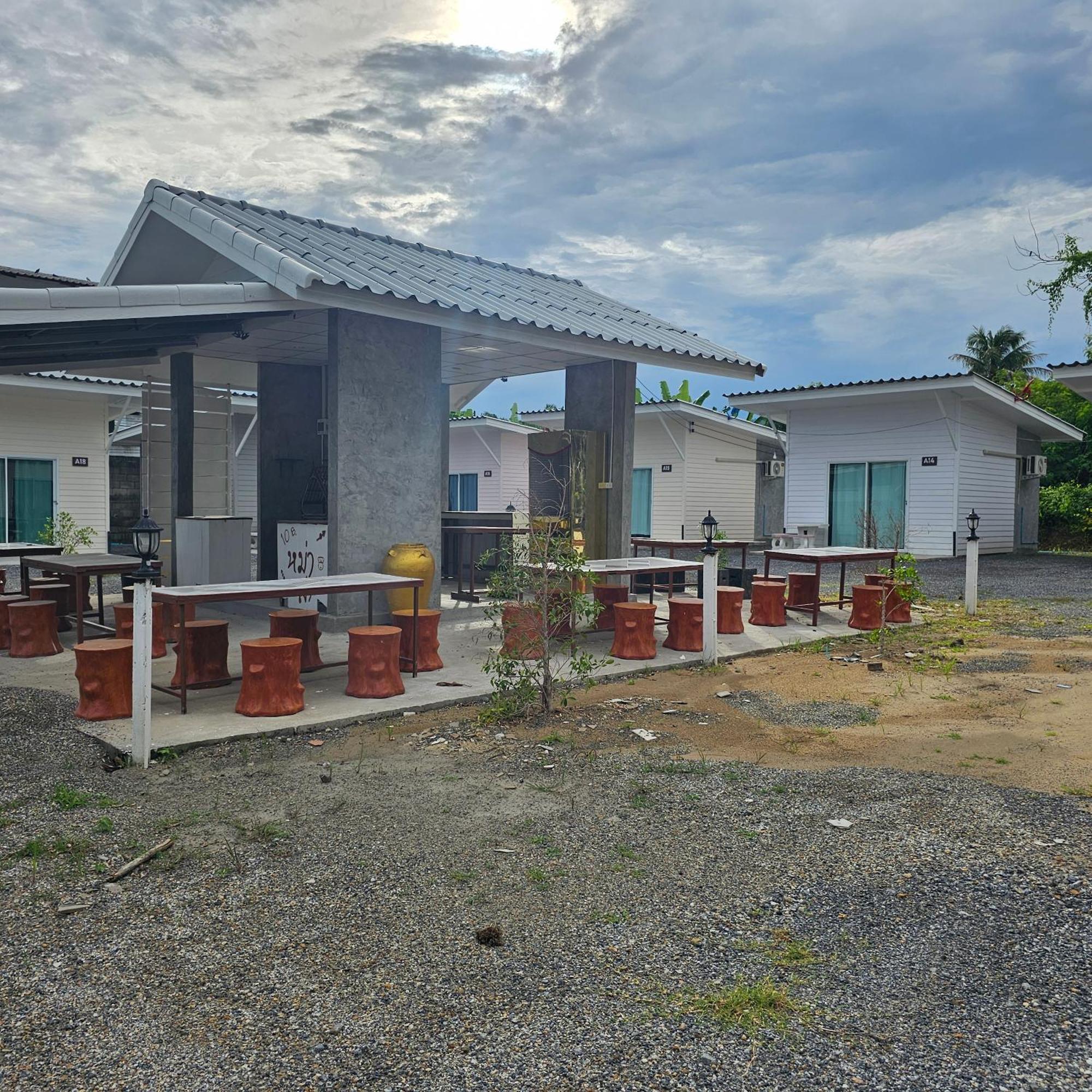 Bansuan Inthanon Resort -Classic House チョームトーン エクステリア 写真