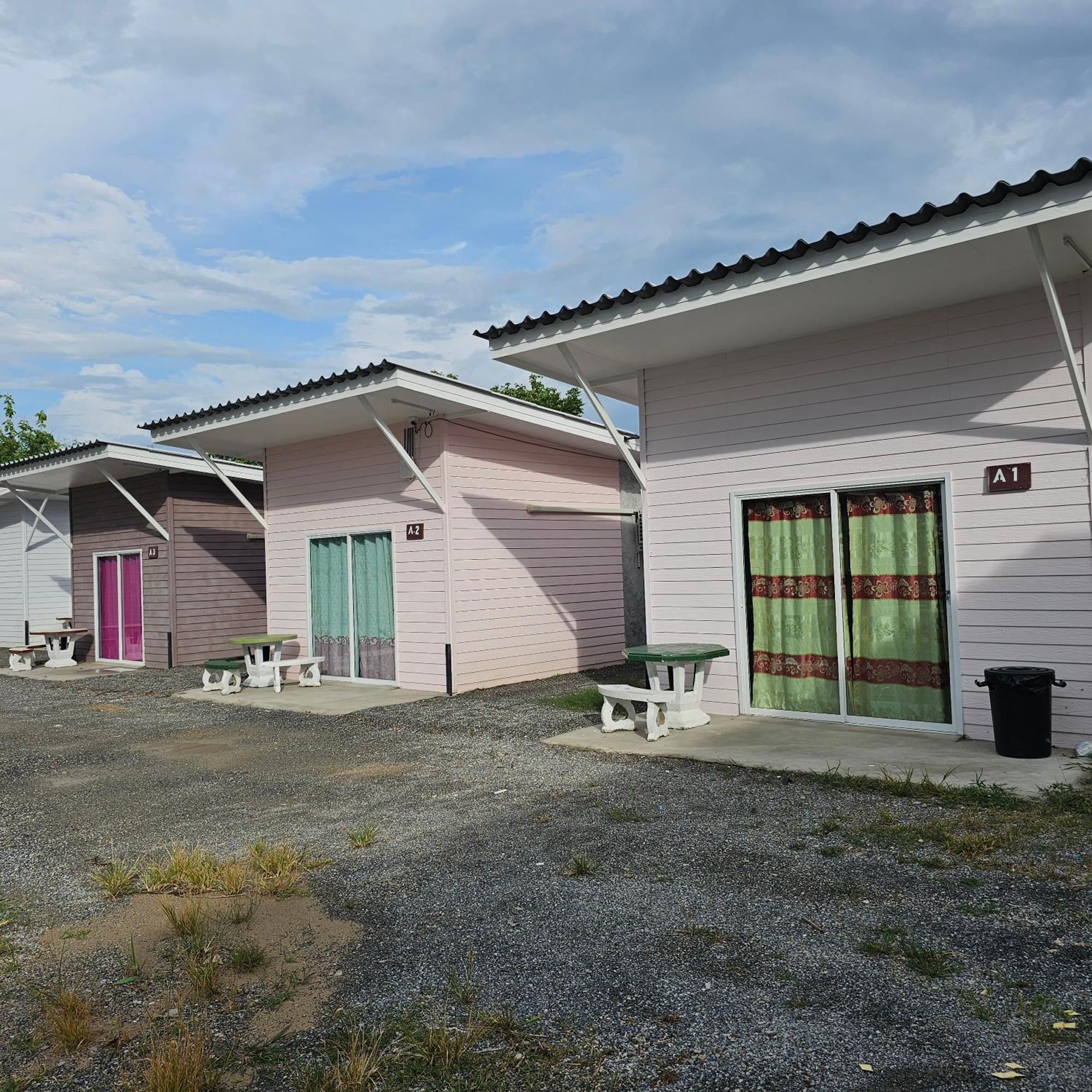 Bansuan Inthanon Resort -Classic House チョームトーン エクステリア 写真