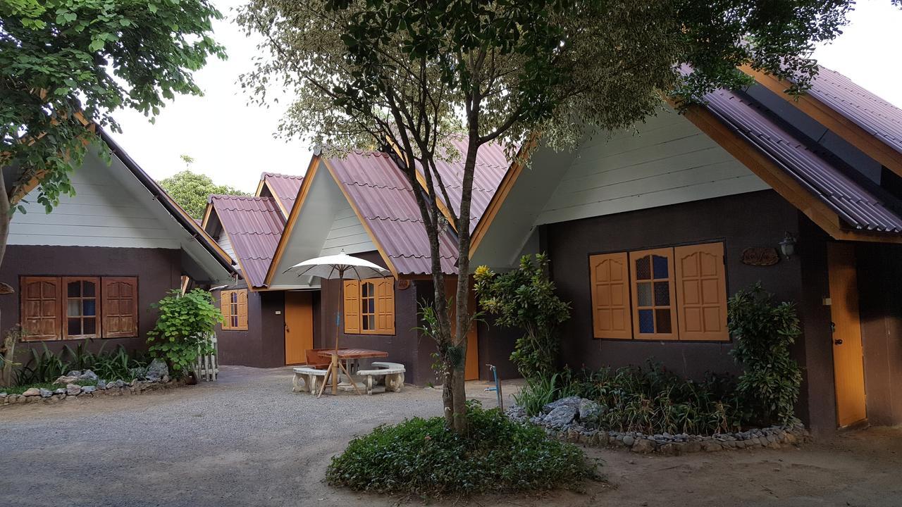 Bansuan Inthanon Resort -Classic House チョームトーン エクステリア 写真